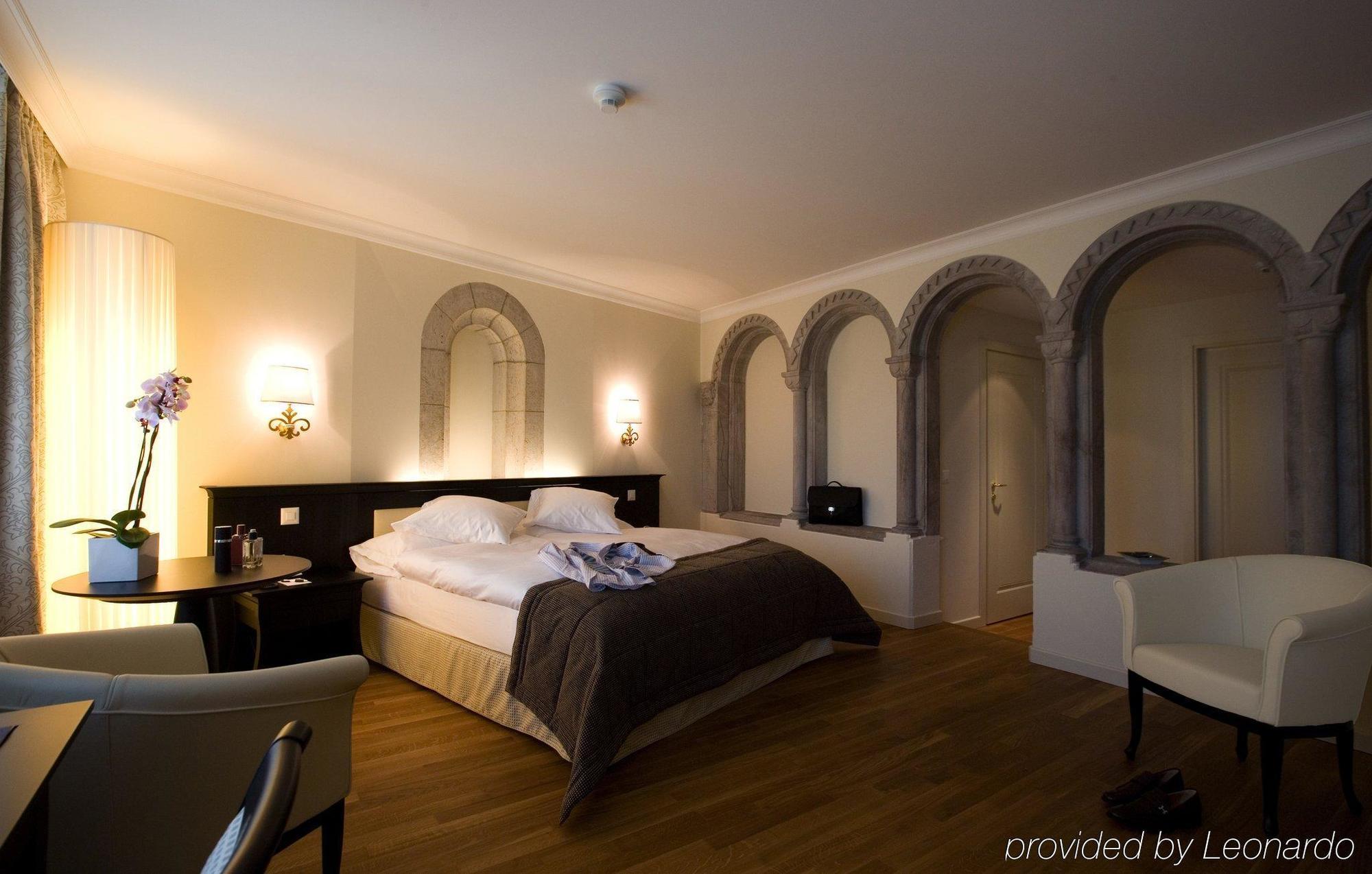 Chateau D'ouchy Hotel