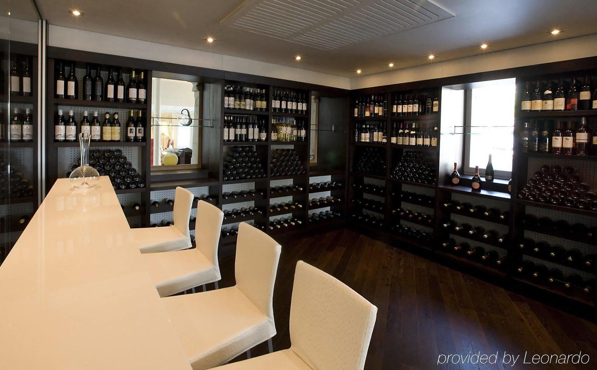 Hotel Chateau D'ouchy 4*